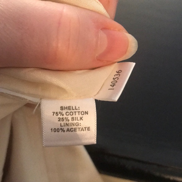 Ann Taylor Ivory/Winter White Tulip Skirt size 4 - Picture 5 of 7